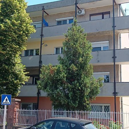 Dávid apartman Apartamento Siófok Exterior foto